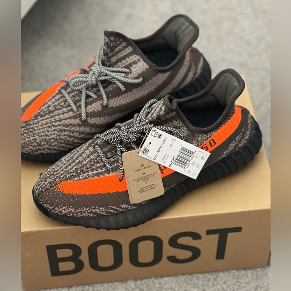 Adidas Yeezy Boost 350 V2 2023 - Picture 1 of 6